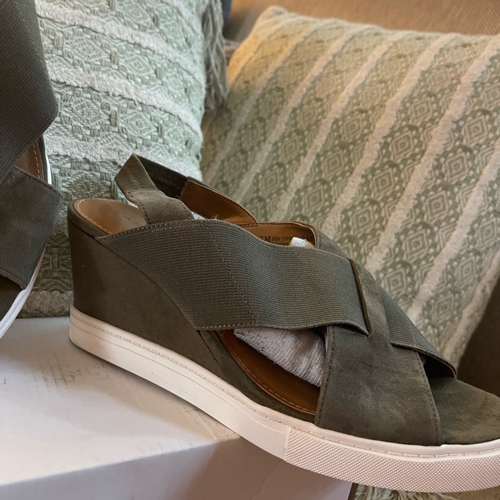 Caslon Olive Green Suede Crisscross Wedge Sandals - Picture 6 of 6